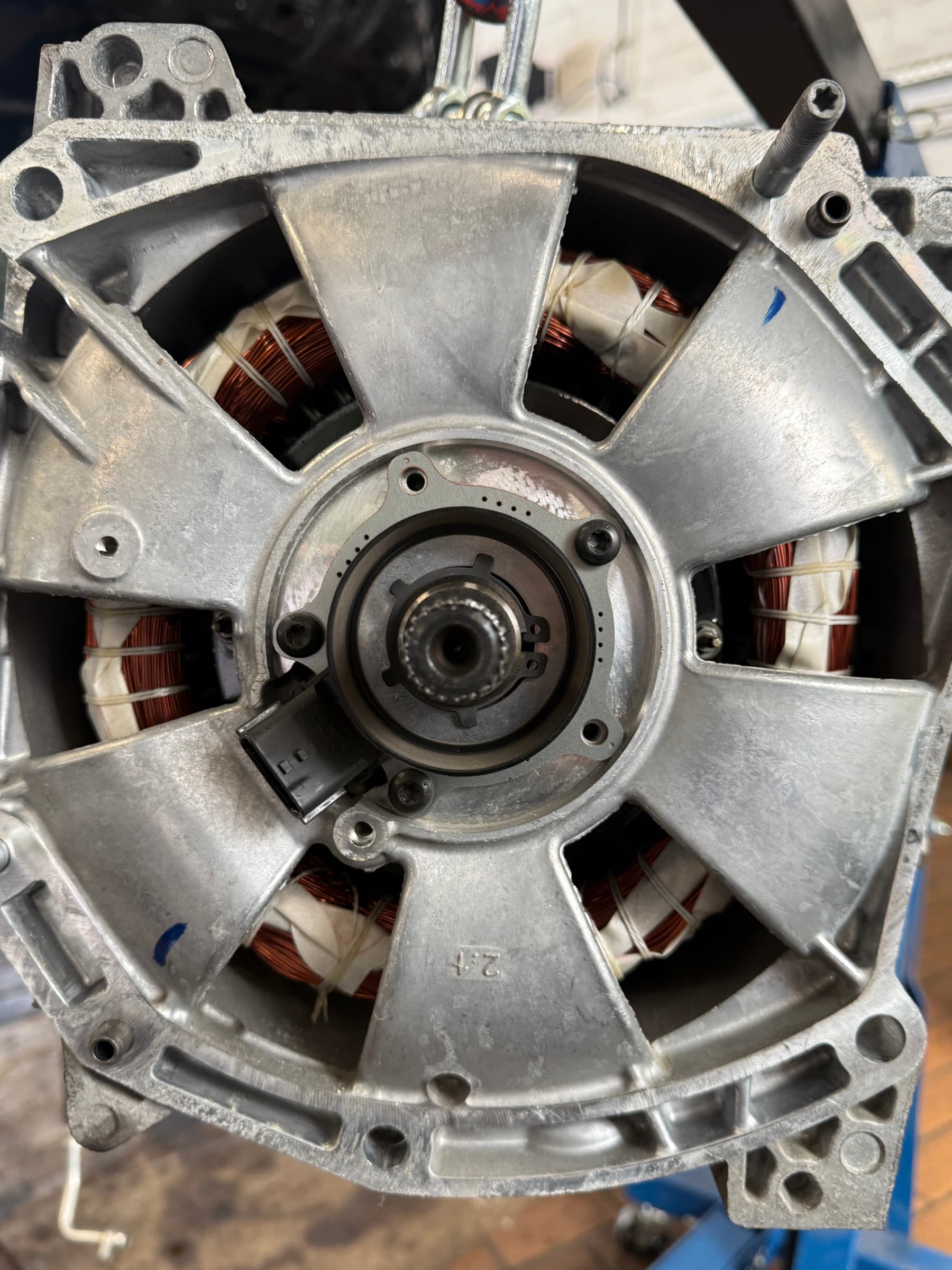 Reparatur eines Renault Zoe Motors